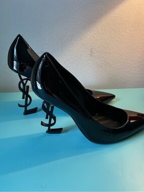 YSL Opyum Patent Leather Stilleto logo Pump